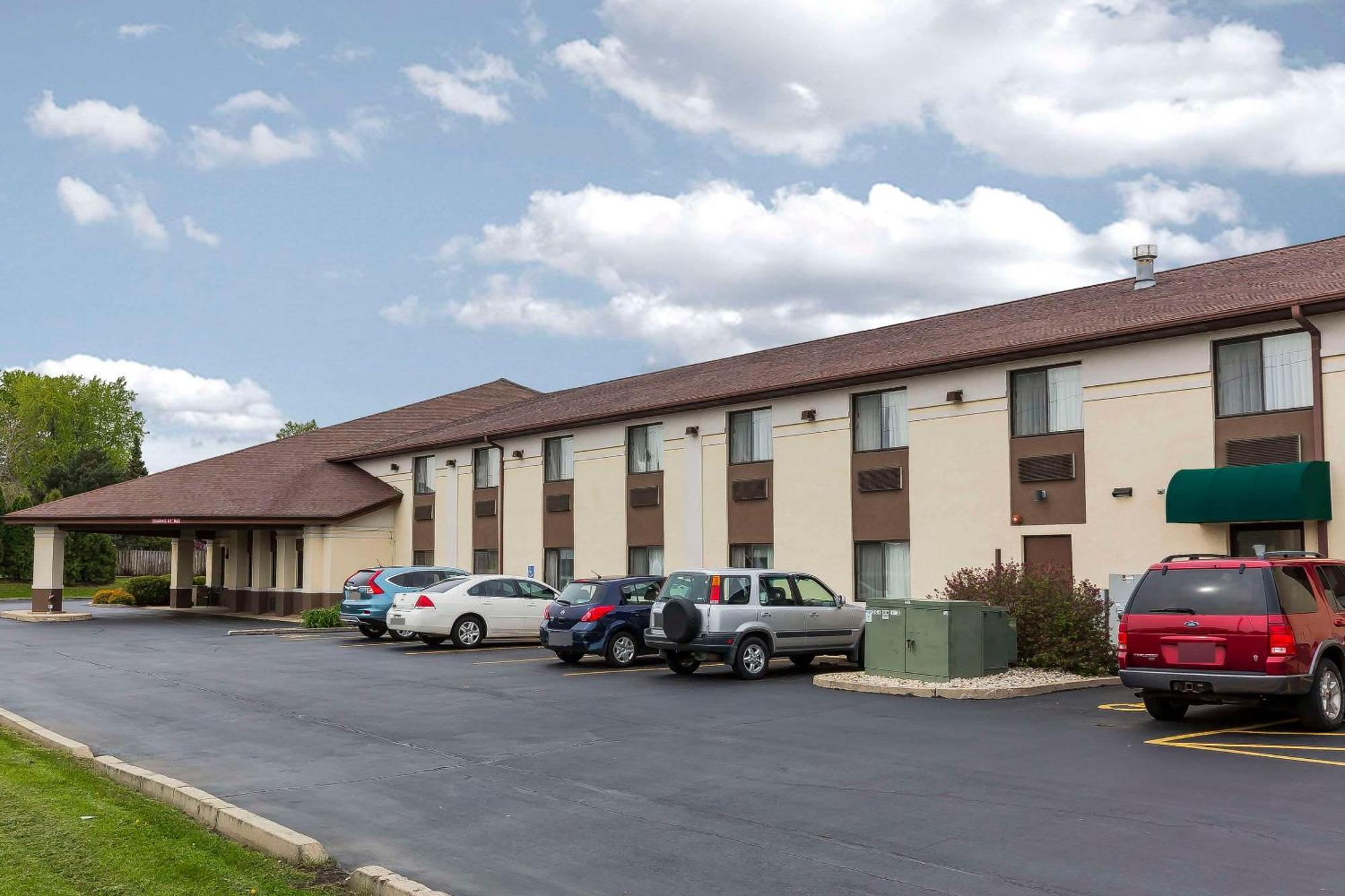 Quality Inn Sycamore - Dekalb Екстер'єр фото